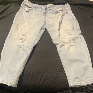 KanCan Light Blue Distressed Ankle Jeans